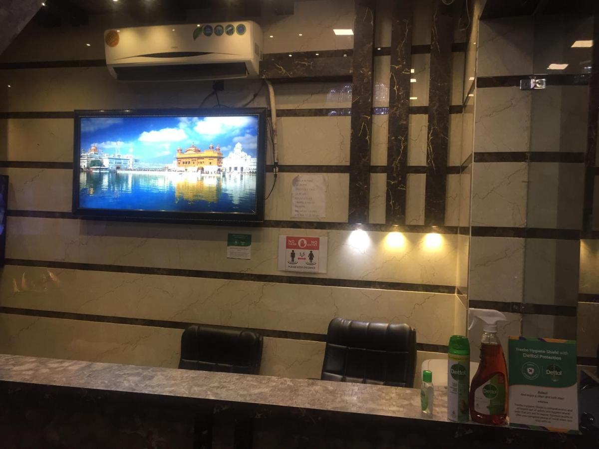 Fabhotel Dm Residency Amritsar Eksteriør bilde