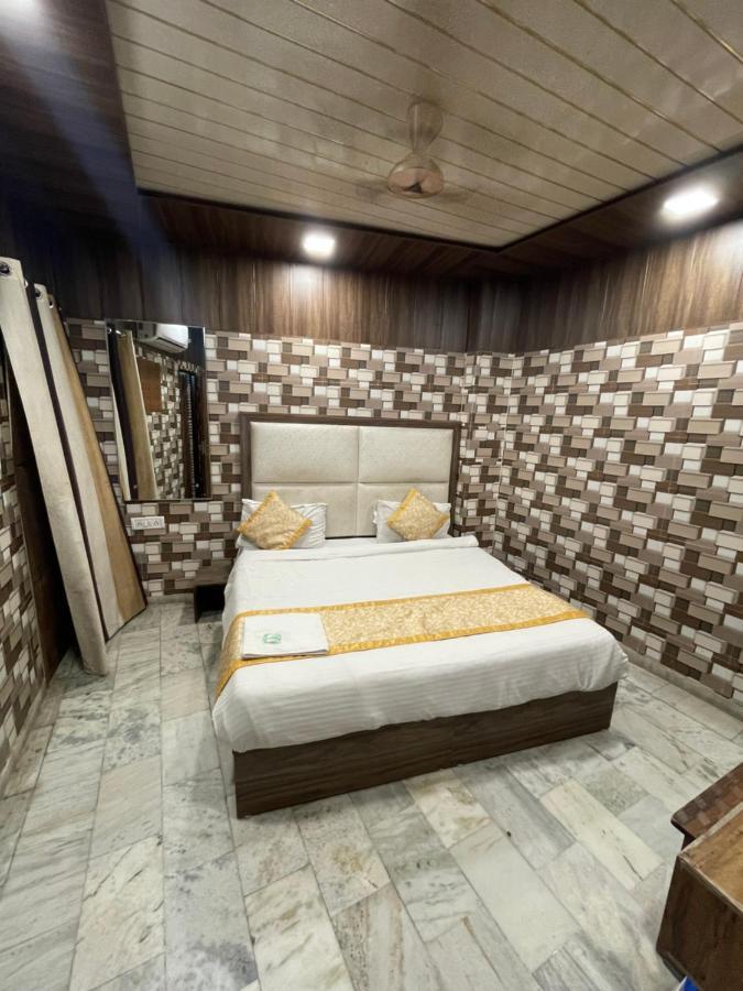 Fabhotel Dm Residency Amritsar Eksteriør bilde
