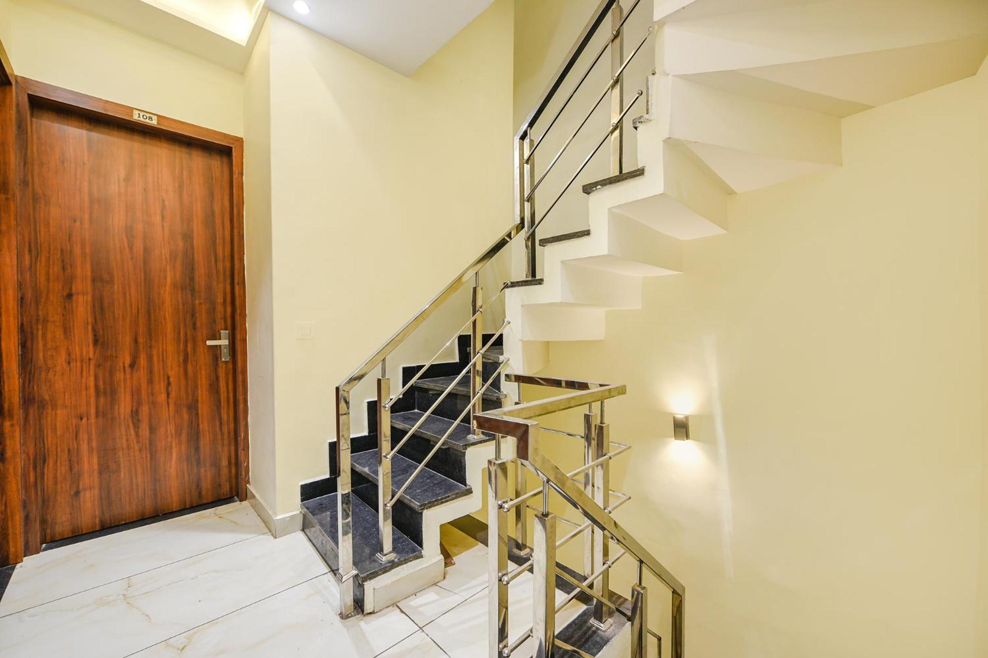 Fabhotel Dm Residency Amritsar Eksteriør bilde