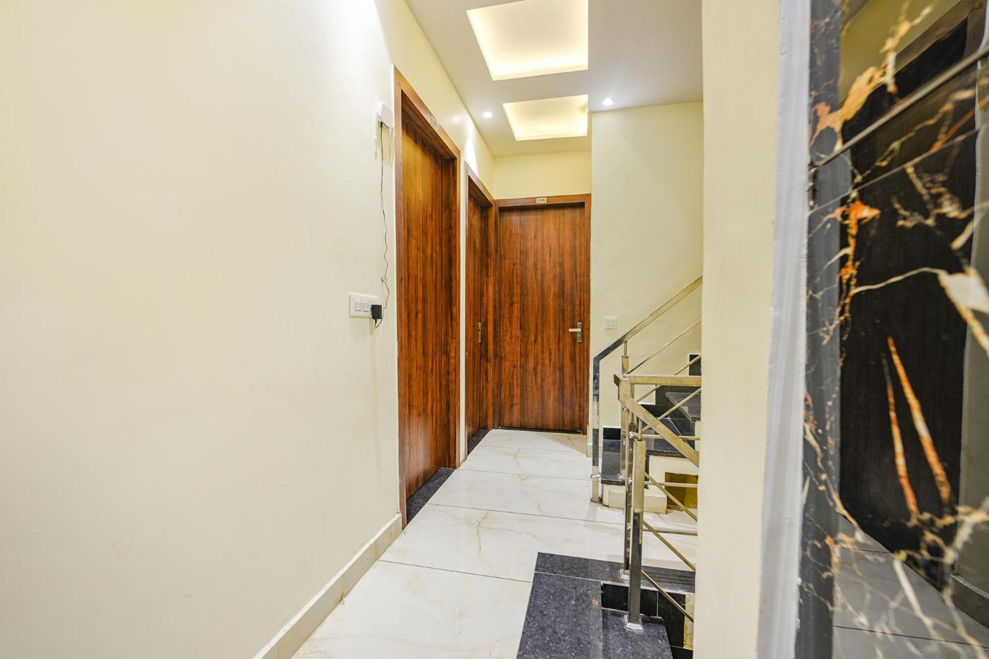 Fabhotel Dm Residency Amritsar Eksteriør bilde