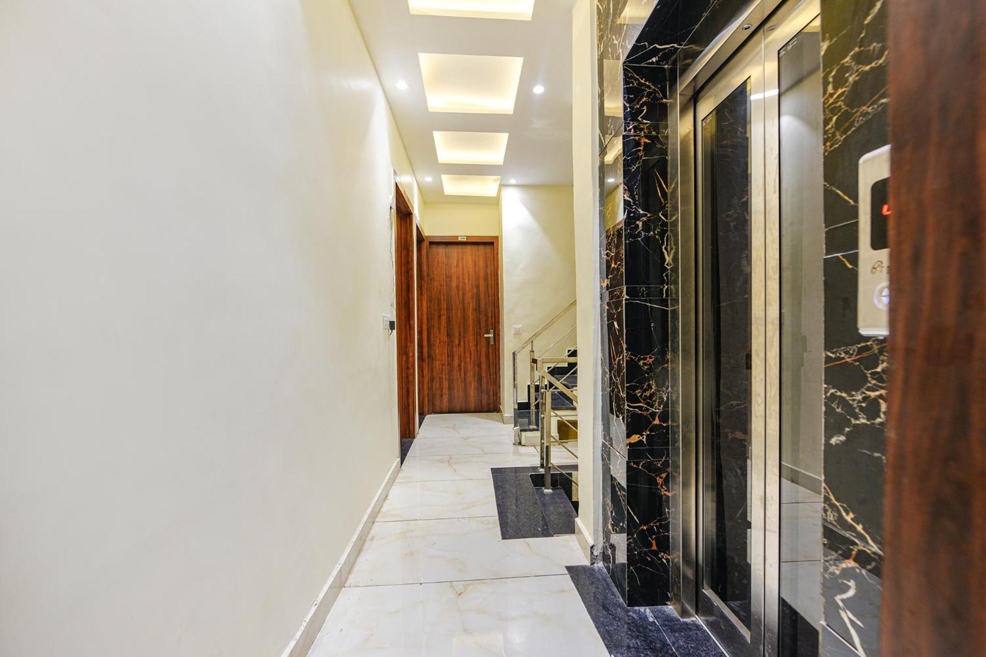 Fabhotel Dm Residency Amritsar Eksteriør bilde